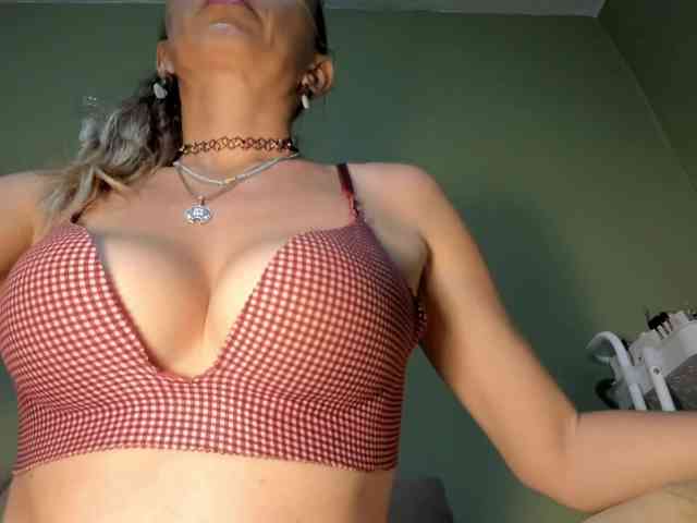 Mspurrfect webcam