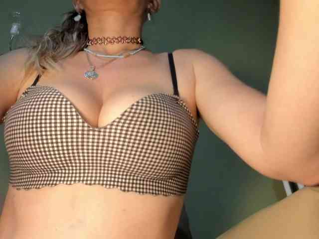 Mspurrfect webcam