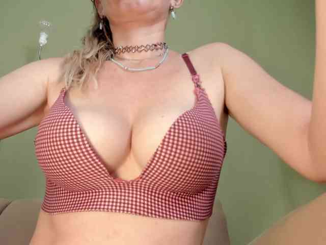 Mspurrfect webcam