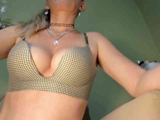 Mspurrfect webcam