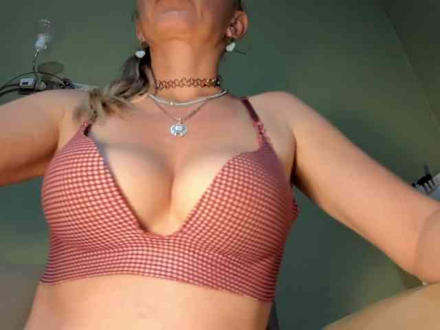 Mspurrfect webcam
