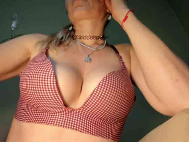 Mspurrfect webcam