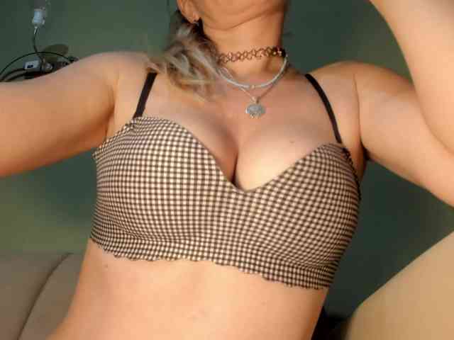 Mspurrfect webcam