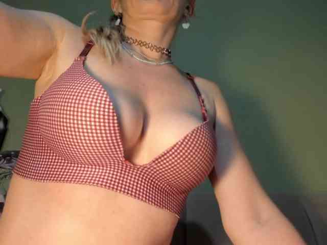 Mspurrfect webcam