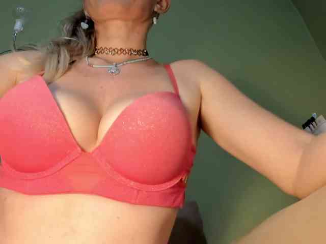 Mspurrfect webcam