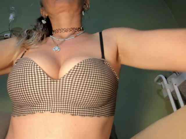 Mspurrfect webcam