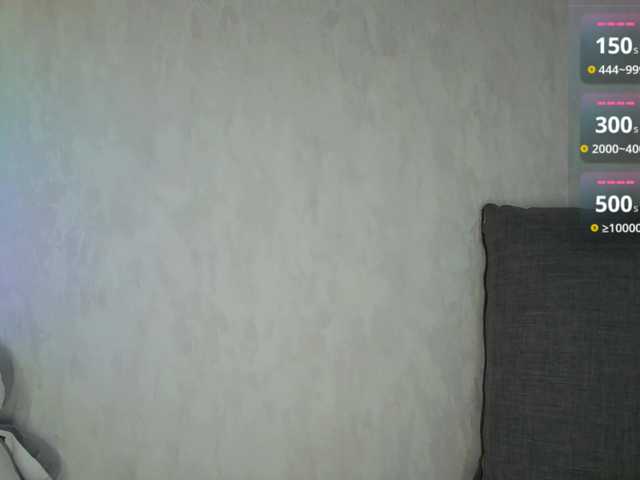 Oktaviya's BongaCams show and profile