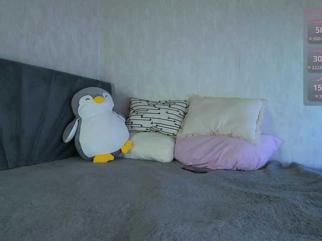 Oktaviya's BongaCams show and profile