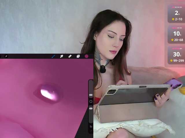 Oktaviya's BongaCams show and profile