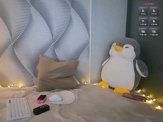 Oktaviya's BongaCams show and profile