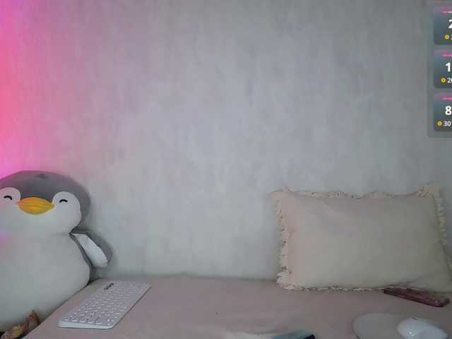 Oktaviya's BongaCams show and profile