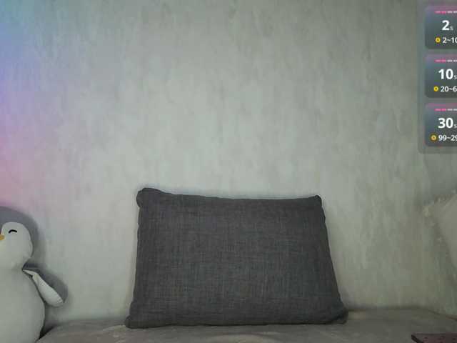 Oktaviya's BongaCams show and profile