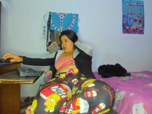 yournaughtyandsexyprince webcam