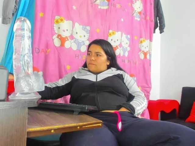 yournaughtyandsexyprince webcam