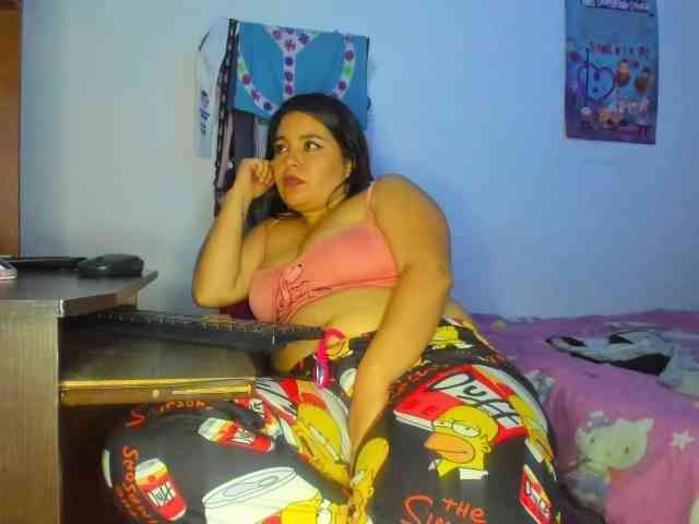 yournaughtyandsexyprince webcam