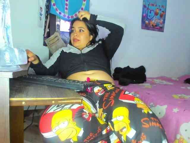 yournaughtyandsexyprince webcam