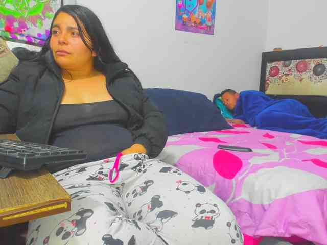 yournaughtyandsexyprince webcam