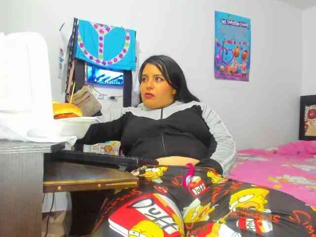 yournaughtyandsexyprince webcam