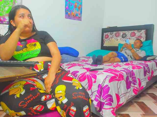 yournaughtyandsexyprince webcam