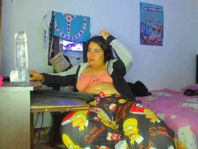 yournaughtyandsexyprince webcam