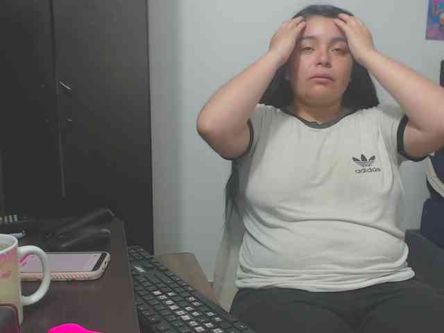 yournaughtyandsexyprince webcam