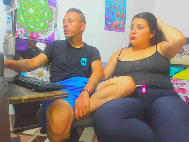 yournaughtyandsexyprince webcam