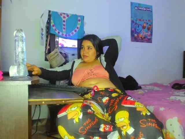 yournaughtyandsexyprince webcam