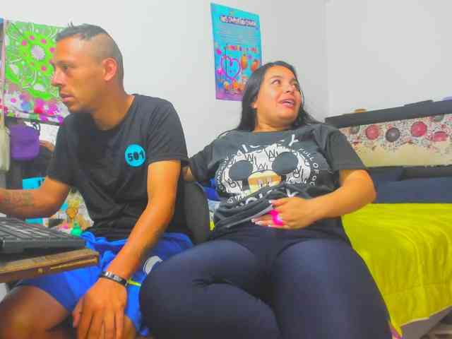 yournaughtyandsexyprince webcam