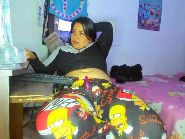 yournaughtyandsexyprince webcam