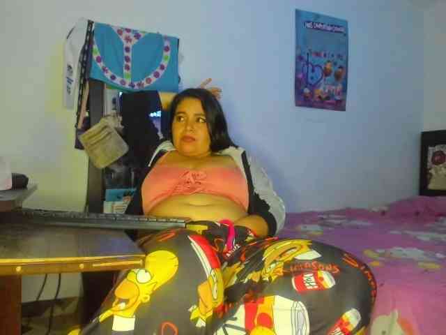 yournaughtyandsexyprince webcam