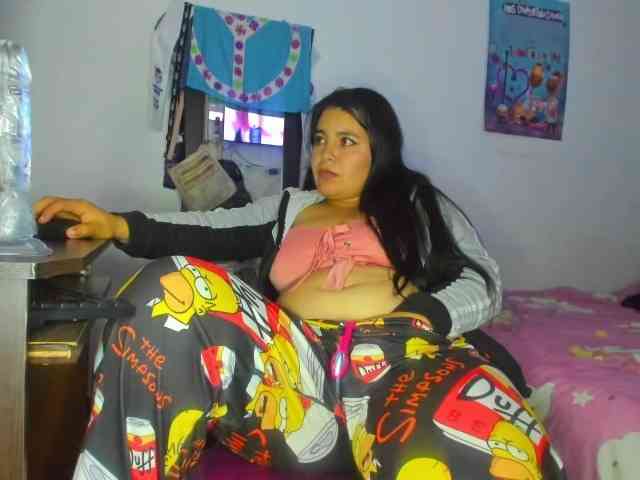 yournaughtyandsexyprince webcam