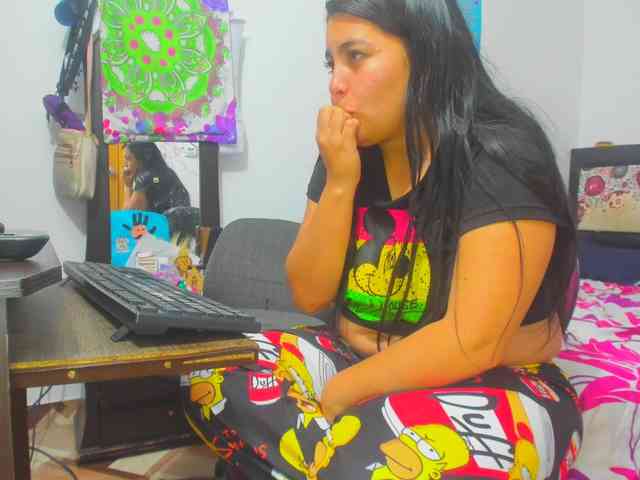 yournaughtyandsexyprince webcam