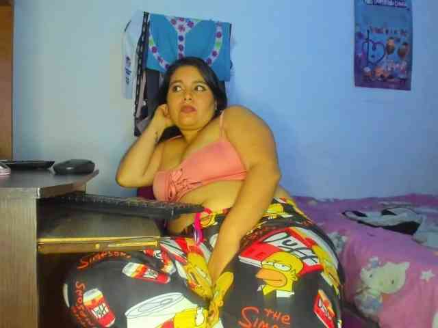 yournaughtyandsexyprince webcam