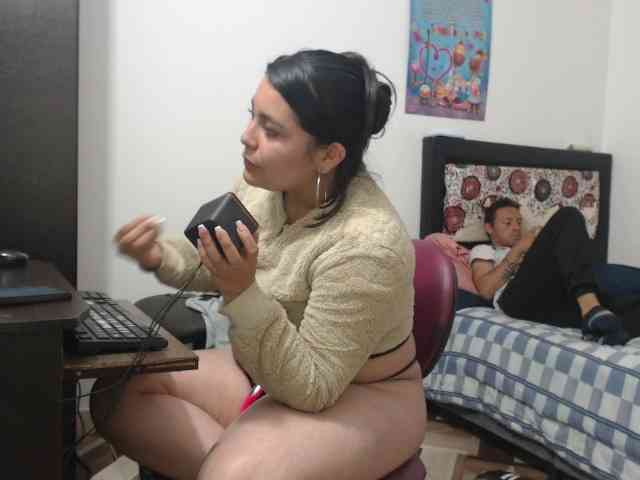 yournaughtyandsexyprince webcam