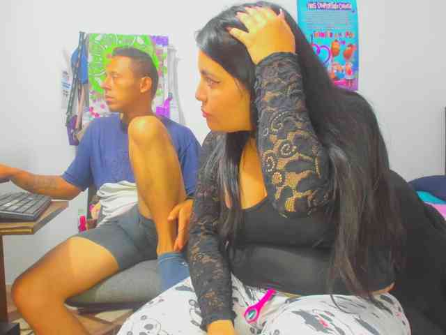 yournaughtyandsexyprince webcam