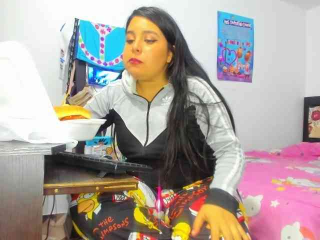 yournaughtyandsexyprince webcam