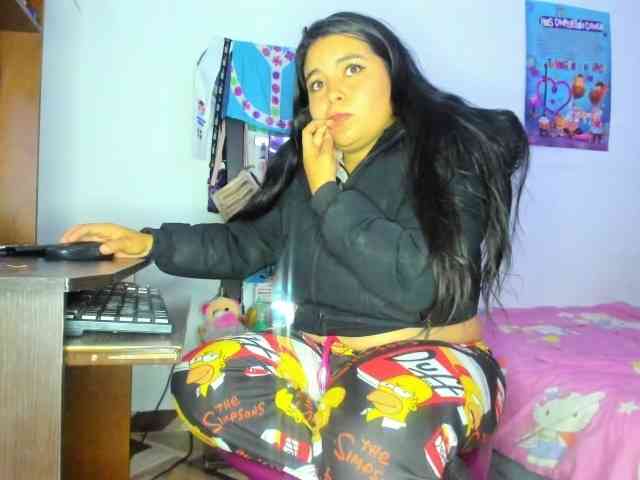 yournaughtyandsexyprince webcam