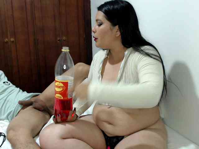 yournaughtyandsexyprince webcam