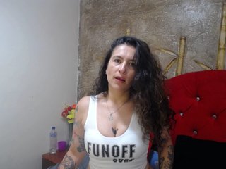 leyla-hot Porn Show