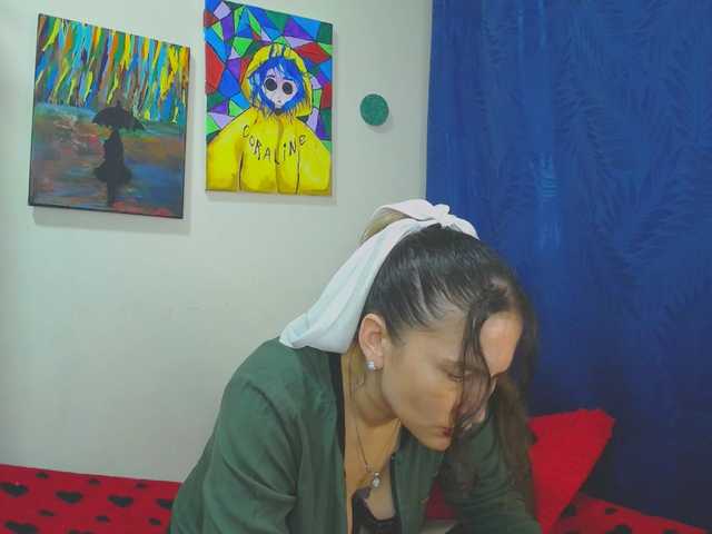 Preview of leyla-hot
