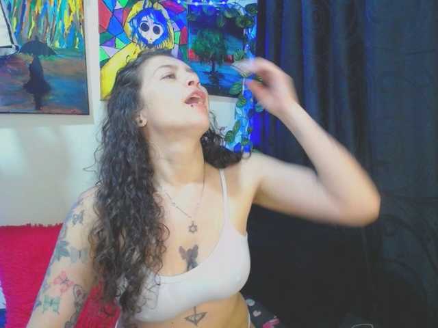 Preview of leyla-hot