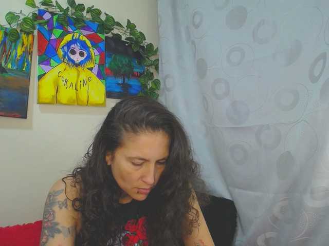 Preview of leyla-hot