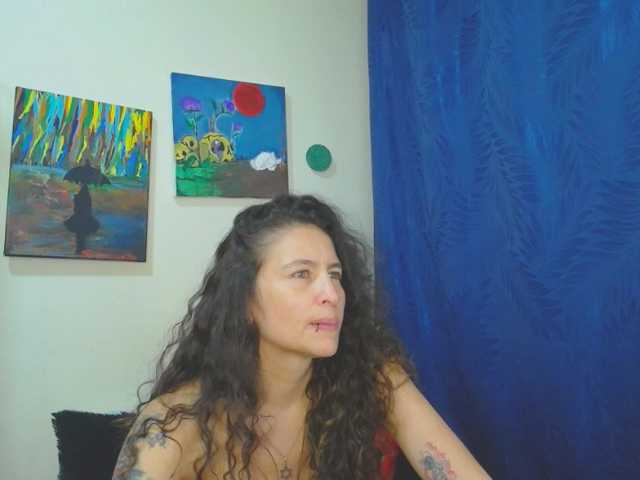 Preview of leyla-hot