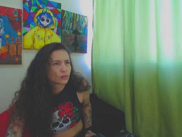 Preview of leyla-hot