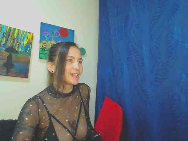 leyla-hot webcam