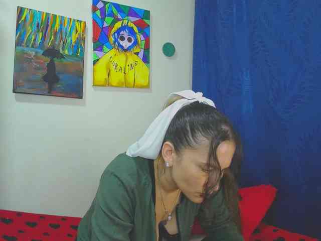 leyla-hot webcam