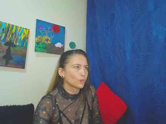 leyla-hot webcam