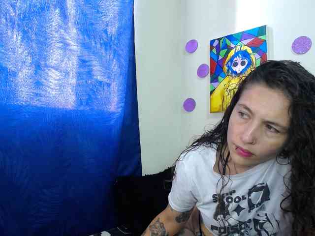 leyla-hot webcam