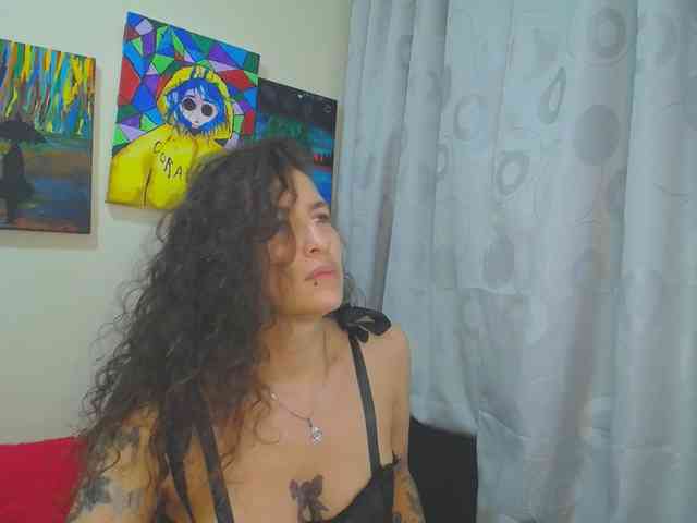 leyla-hot Live Webcam on BongaCams