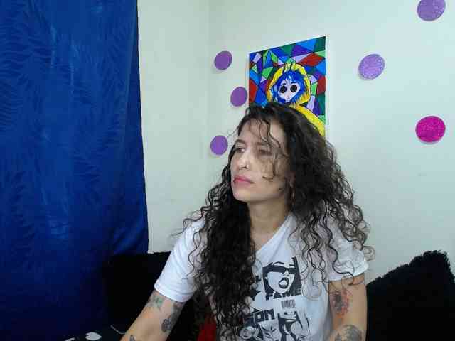 leyla-hot webcam